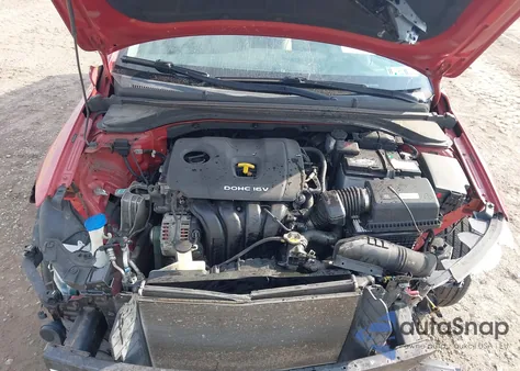 2017 Hyundai Elantra Limited z USA, uszkodzony, nr VIN 5NPD84LF7HH009407